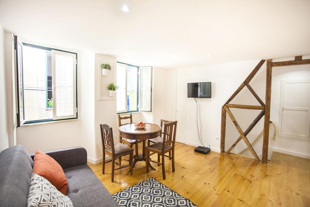 Lovelystay - Alfama Charming Experience! Lisbon Exterior photo