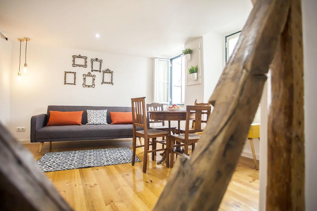 Lovelystay - Alfama Charming Experience! Lisbon Exterior photo